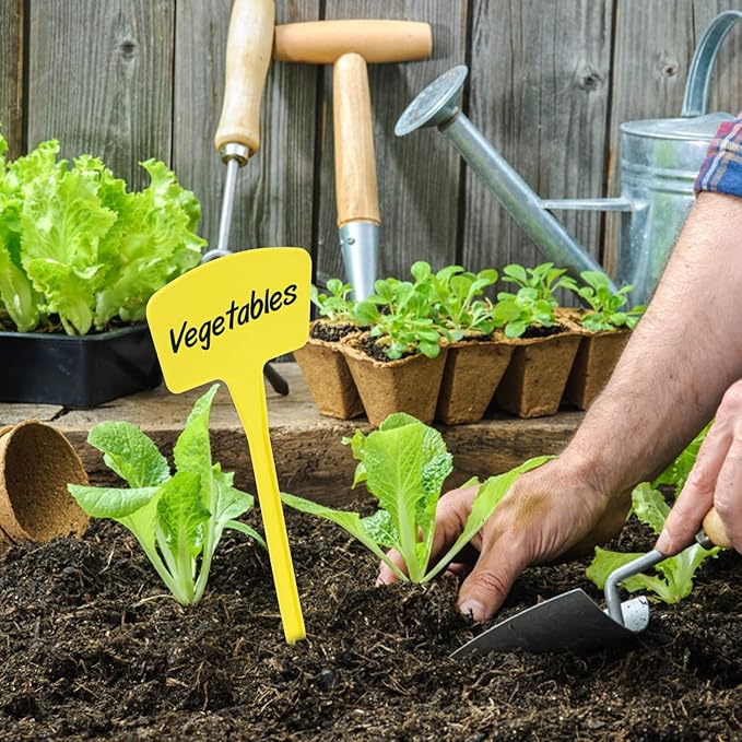 KINGLAKE GARDEN Plastic Plant Labels,10.4 inch 30 Pack Outdoor Garden Tags Thick Garden Labels,Waterproof Sturdy Nursery Garden Markers,Strong Large Plant Markers for Vegetable Plants,Fruits,Flowers