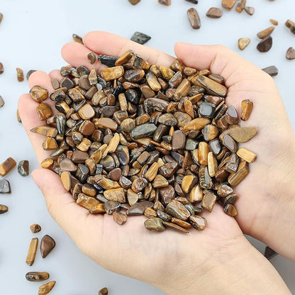 ZHIYUXI Tiger's Eye 1lb Crystal Chips Bulk Fish Tank Decorations Aquarium Rocks Gravel Vase Filler Stones Crystals for Candle Making Gravel for Plants Quartz Sand Gemstone Terrarium Supplies