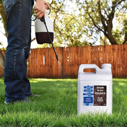 Super Seaweed Humic Fulvic Acid Blend- Liquid Carbon - Soil Hume - Simple Grow Solutions- Natural Lawn & Garden Concentrated Treatment- Increase Nutrient Uptake (2.5 Gallons)