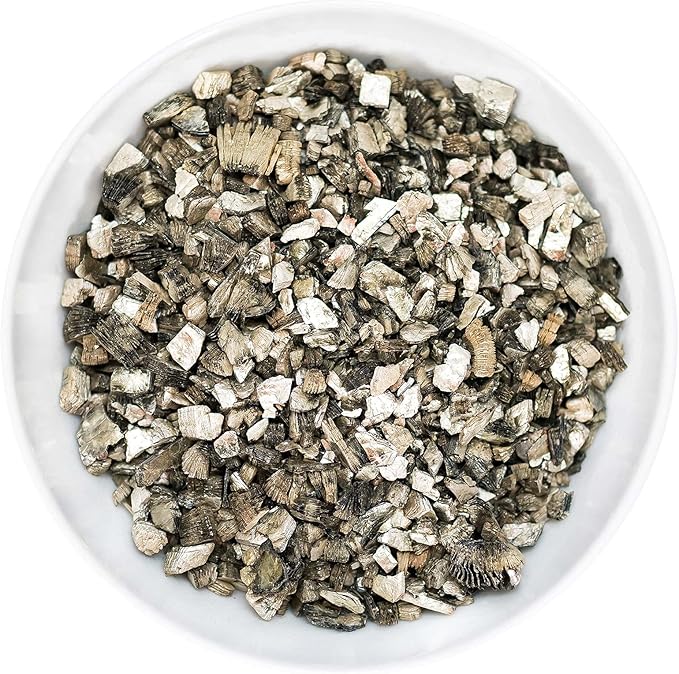 Horticultural Organic Vermiculite by GARDENERA - Medium Grade - Natural Soil Additive for Potted Plants - Orchids - Hydroponics - Terrariums (1 QT) - Set of 3