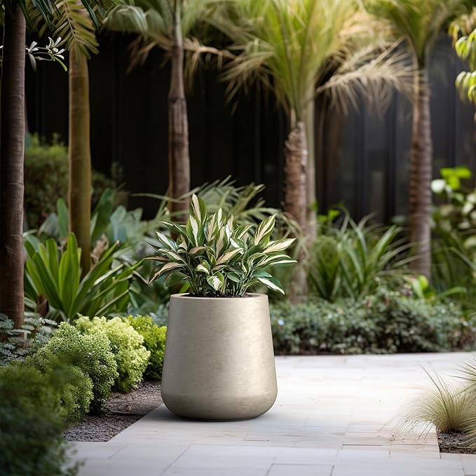 Kante Large Round Concrete Planter, 17.3" Dia Classic-Style Plant Pot with Drainage Hole, Ideal for Home, Patio, Garden, Flowers, Trees, Weathered Concrete Finish with Painted Interior