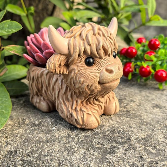 Highland Cow Planter, Resin Succulent Plant Pot, Small Decorative Animal Flower Container, Gift for Cow Lovers (Light Brown)