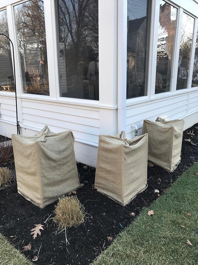 Burlapper Burlap Medium Weight Garden Fabric (40 Inch x 15 Feet, Natural)