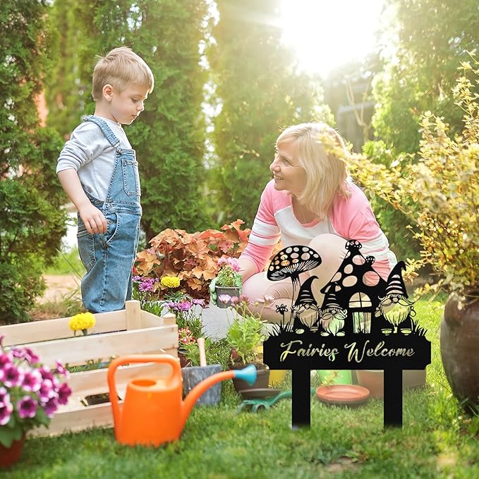 Custom Metal Gnome Garden Sign with Stake, Personalized Garden Signs for Outside, Customized Garden Name Signs for Yard Lawn Outdoor Decor Gardening Gifts for Moms Grandmas Gardeners