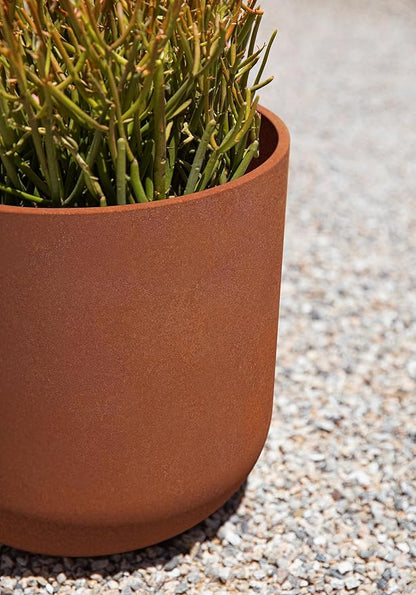 Veradek Patina Series Kona Planter - Round Planter for Outdoor Porch/Garden | Naturally Rusting Planter for All-Weather Use