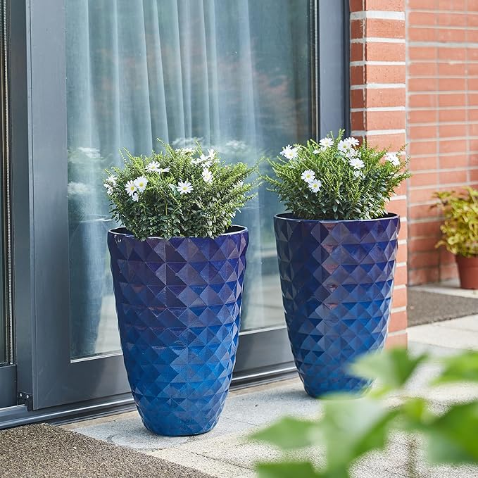Glitzhome 19.75"H Tall Planters for Outdoor Plant,Tall Outdoor Planters with Drainage Holes,Faux Ceramic Diamond Textured,Large Gradient Cobalt Blue Planter Garden Flower Pots for Porch,Patio,Set of 2