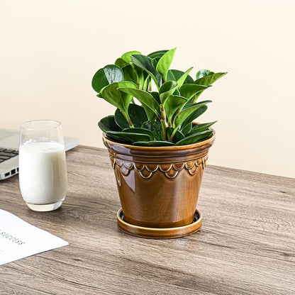 6.3 Inch Ceramic Planter, Plant Pot with Drainage Hole and Saucer, Decorative Glaze Flower Pot for Indoor Plants (Caramel)