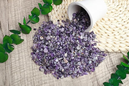 ZHIYUXI Amethyst Crystal Chips Fish Tank Gravel Vase Filler Stones Crushed Crystals Gemstone Polished Healing Crystals Natural Quartz Stone 0.44lbs