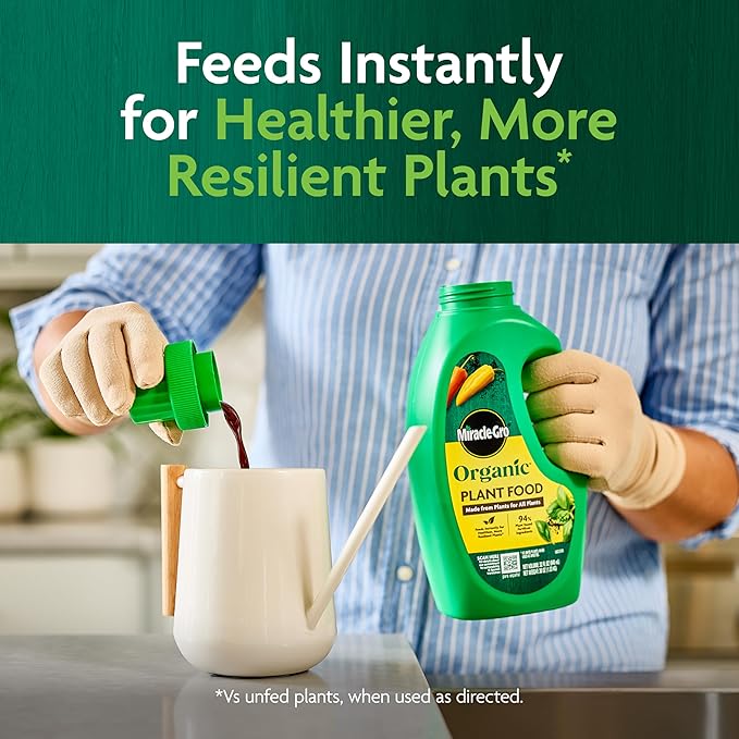 Miracle-Gro Organic Plant Food - Use with Indoor or Outdoor Plants, Organic Liquid Fertilizer for Containers and In-Ground Gardens, OMRI Listed, 32 fl. oz. (2-Pack)