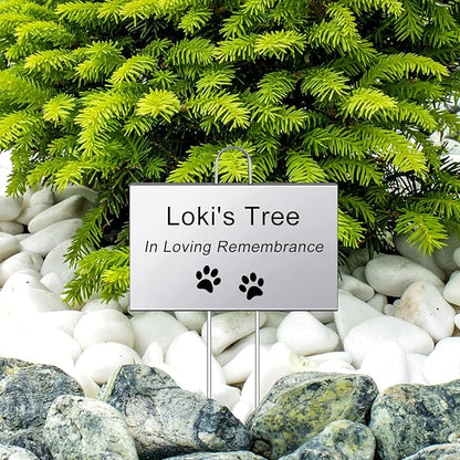 Landhoow 30 Pcs Large Metal Garden Plant Markers Metal Plant Labels Sign Weatherproof Waterproof Garden Sign for Outdoor Seedlings Herbs Vegetable Greenhouse (4'' X 6'' with 11'' Stake,Silver)