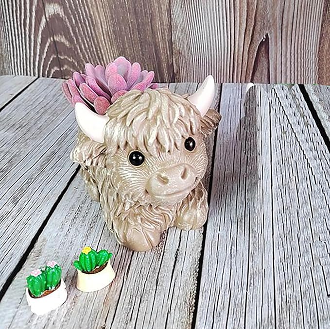 Resin Highland Cow Figurines Succulent Planters Cactus Pot Animal Flower Container Cute Scottish Highland Cow Decor Flower Pot Plants Holder Figurine Decor Calf Statues Gift for Cow Lovers (C, 1PCS)