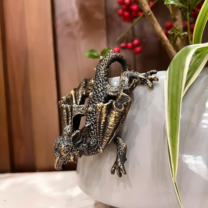 Dragon Planter Pot Flower 4.3'' x 3.82'' Climbing Animal Figurine, Resin Statue and Decorative Sculpture for Vase, Plant Hanger, Garden Outdoor Stone Decor, Patio Lawn Yard Ornaments (Antique Bronze)