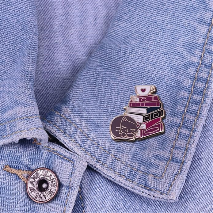 Cat Book Coffee Lovers Bookworm Literature Brooch Pins Enamel Cartoon Metal Badges Lapel Pin Brooches Jackets Jeans Fashion Jewelry Gift for Kids