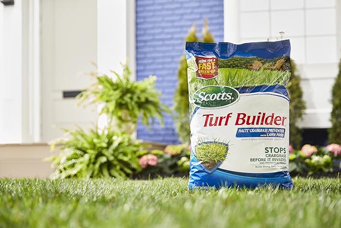 Scotts Turf Builder Halts Crabgrass Preventer with Lawn Food - Pre-Emergent Weed Killer, Lawn Fertilizer, 14,000 sq. ft., 37.38 lb.