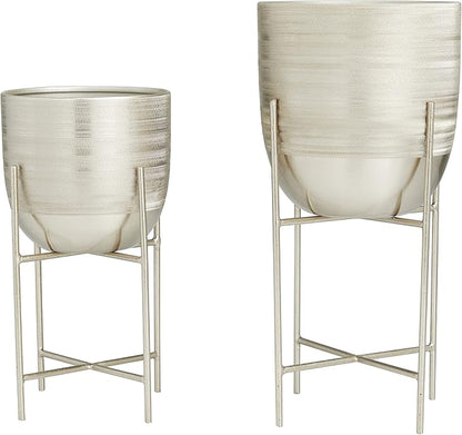 Deco 79 Metal Indoor Outdoor Planter Small Planter Pot with Removable Stand, Set of 2 Planters 6", 5"W, Silver
