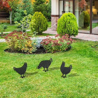 WADORN 3Pcs Chicken Metal Decorative Garden Stakes, Adorable Hen Silhouette Metal Outdoor Statues Animals Garden Ornament Gifts Black Yard Art Decoration for Outdoor Backyard Patio Lawn Walkways
