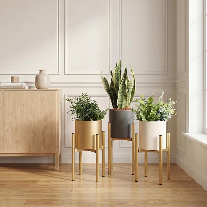 Metal Plant Pot with Drainage Hole,Mid Century Modern 7 inch Round Pot Indoor Outdoor Planters for Decorative Pots of Tabletop Living Room Bedroom Gold
