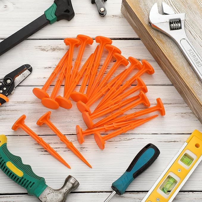 Nuanchu 20 Pcs 5 Inch Low Profile Survey Stakes Hi-vis Garden Property Line Marker Stakes for Lawn Edges, Patios, Gardens, Paver Landscape Fabric Tarps Weed Barriers (Orange,5 x 1.5 Inches)