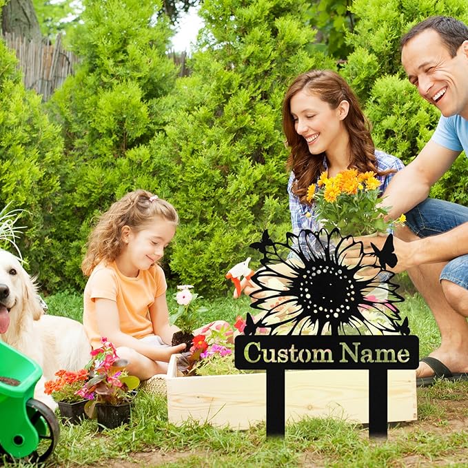 Custom Sunflower Metal Garden Sign with Stake, Personalized Garden Signs for Outside, Customized Garden Name Signs for Yard Lawn Outdoor Decor Gardening Gifts for Moms Grandmas Gardeners