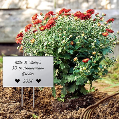 Landhoow 30 Pcs Large Metal Garden Plant Markers Metal Plant Labels Sign Weatherproof Waterproof Garden Sign for Outdoor Seedlings Herbs Vegetable Greenhouse (4'' X 6'' with 11'' Stake,Silver)