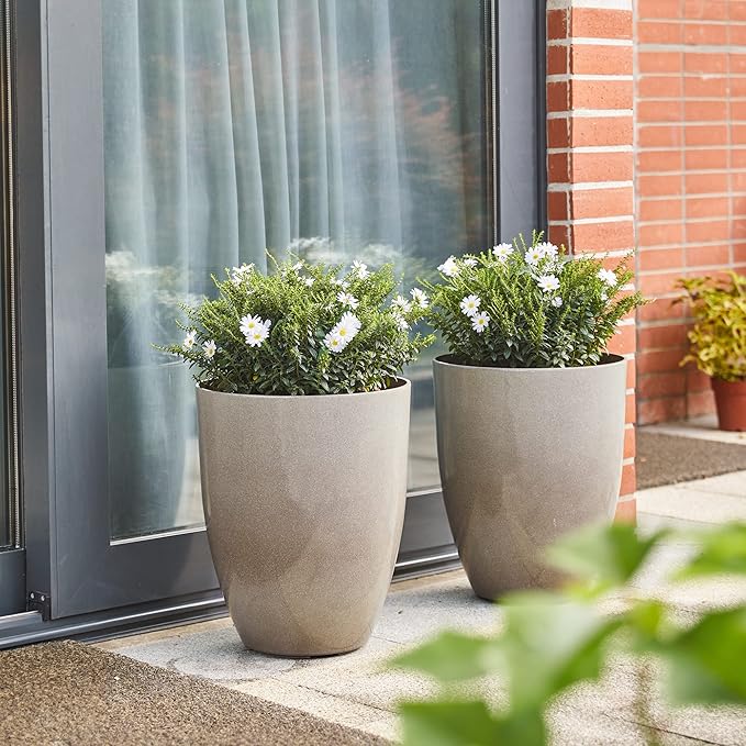 Glitzhome 16.75" H Tall Planters for Outdoor Plants, Oversized Planter, Large Flower Pots with Drainage Hole, Round Faux Ceramic Tall Outdoor Planters for Porch Front Home Deck Patio Garden, Set of 2