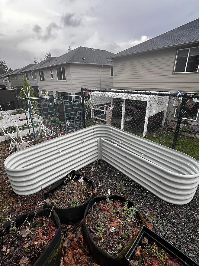 A ANLEOLIFE 4 Set Heart-Shaped Galvanized Raised Garden Beds Outdoor,81x81x18in Large Metal Planter Box for Planting Vegetables Flowers Herb, Anti-Rust & Easy-Setup, Antique White