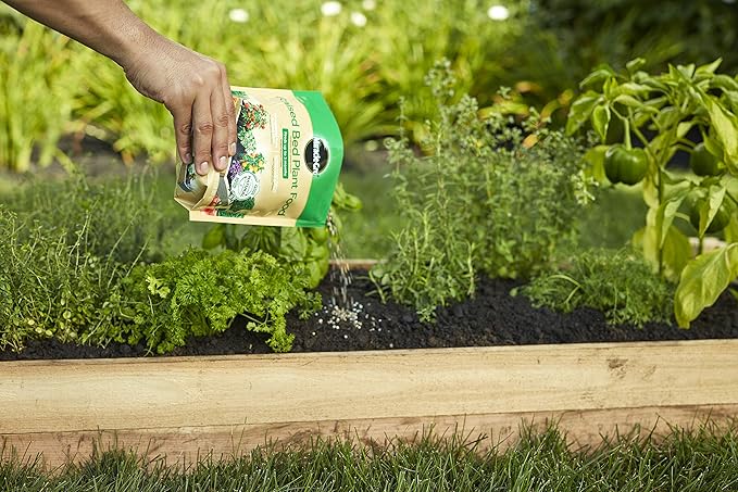 Miracle-Gro Raised Bed Plant Food, 2-Pound