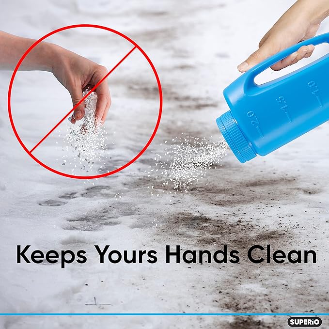 Ice Melt Salt Spreader Handheld Shaker for Lawn Seed, Salt, Ice Melt, Deicer Shaker 2 Liter, Adjustable Hole Size, Handy for Lawn Seed Salt To Deice