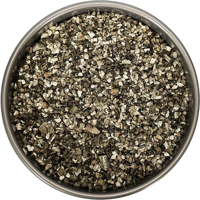 Horticultural Organic Vermiculite by GARDENERA - Medium Grade - Natural Soil Additive for Potted Plants - Orchids - Hydroponics - Terrariums (1 QT) - Set of 3