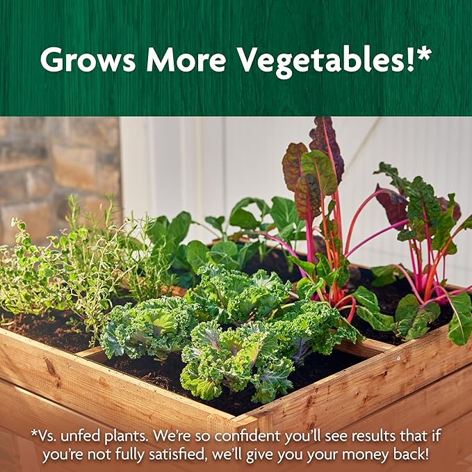 Miracle-Gro Organic Raised Bed & Garden Soil with Quick Release Natural Fertilizer, Peat Free, 1 cu. ft., 2-Pack