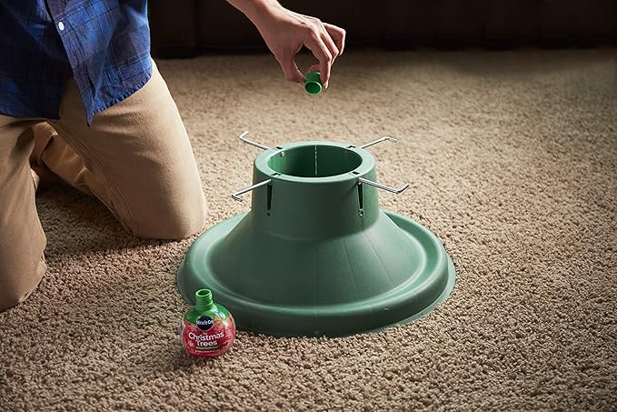 Miracle-Gro for Christmas Trees Plant Food, Hydrates Trees and Keeps Christmas Trees Green All Holiday Season, 2-Pack