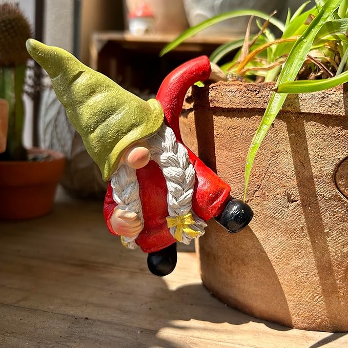 Climbing Gnome Figurines Flower Pot Hugger, Resin Hanging Garden Gnomes Statue Outdoor Decor Fence Ornaments Plant Pot for Indoor Outdoor Home Patio Yard Lawn 2 PCS