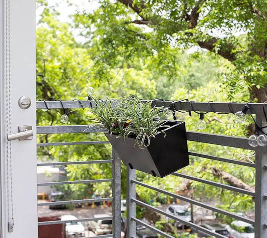 BIRDROCK HOME 1pk Metal Railing Planter - Balcony Flower Box - Deck Rail Boxes - House Apartment Plant Pot - Black