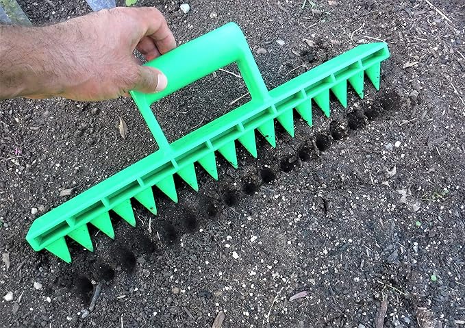 Seed-in Soil Digger and Soil Spacer for Planting Seeds