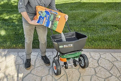 Scotts Turf Builder Summer Lawn Fertilizer Plus Water Maximizer, Safe for All Grass Types, 4,000 sq. ft., 9.42 lbs.